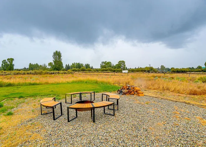 Getaway Near Hiking, Skiing & Lakes! Holiday home Pinedale