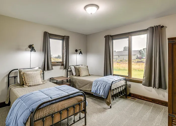 Getaway Near Hiking, Skiing & Lakes! * Pinedale
